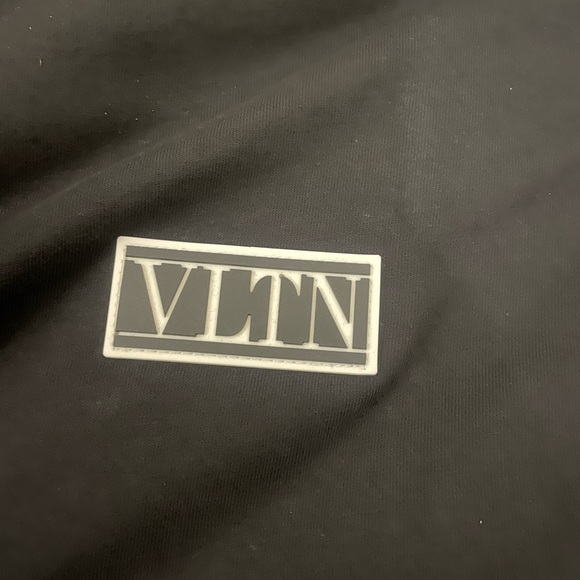 VALENTINO MENS COTTON T-SHIRT WITH VLTN TAG SZ L - Picture 8 of 11